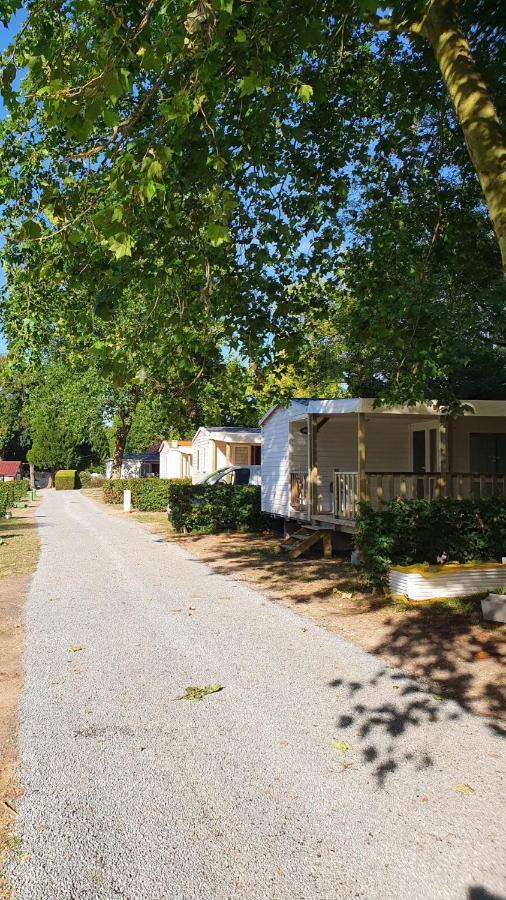 Camping Le Brochet Hotel Peronne  Bagian luar foto