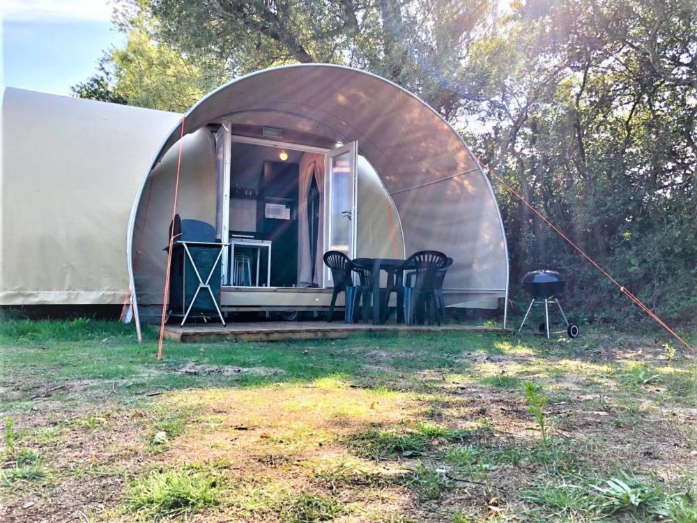 Camping Le Brochet Peronne  Bagian luar foto